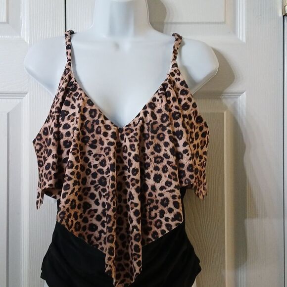Animal print one piece swimwear bathing suit swim suit ruffle Sz XL NWOT - Picture 3 of 9